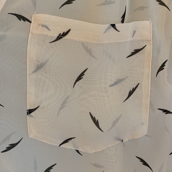 Peach see through blouse - Picture 4 of 8